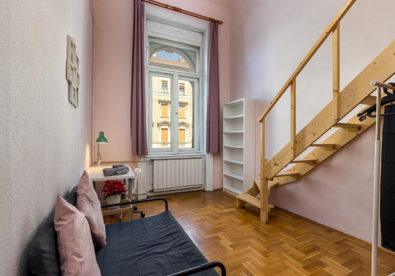 Budapest Three Cats Hostel المظهر الخارجي الصورة