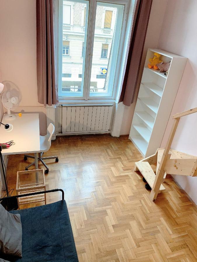 Budapest Three Cats Hostel المظهر الخارجي الصورة
